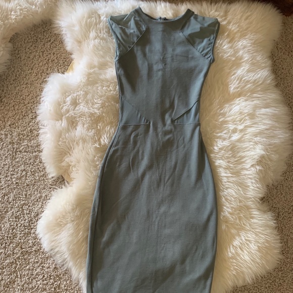 French Connection Dresses & Skirts - Gray/Olive French Connection Dress French Connection Dresses & Skirts - Gray/Olive French Connection Dress